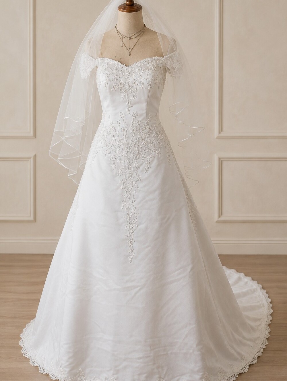 "Moonlight" - Elegant Off-Shoulder/cap White Wedding Dress W/long Chapel Train
